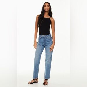 Aritzia Women’s Denim Forum The Joni High Rise Loose Size 24